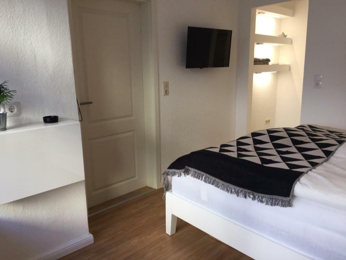Zentral Gelegenes Ferienzimmer Moellner Seestrasse Экстерьер фото